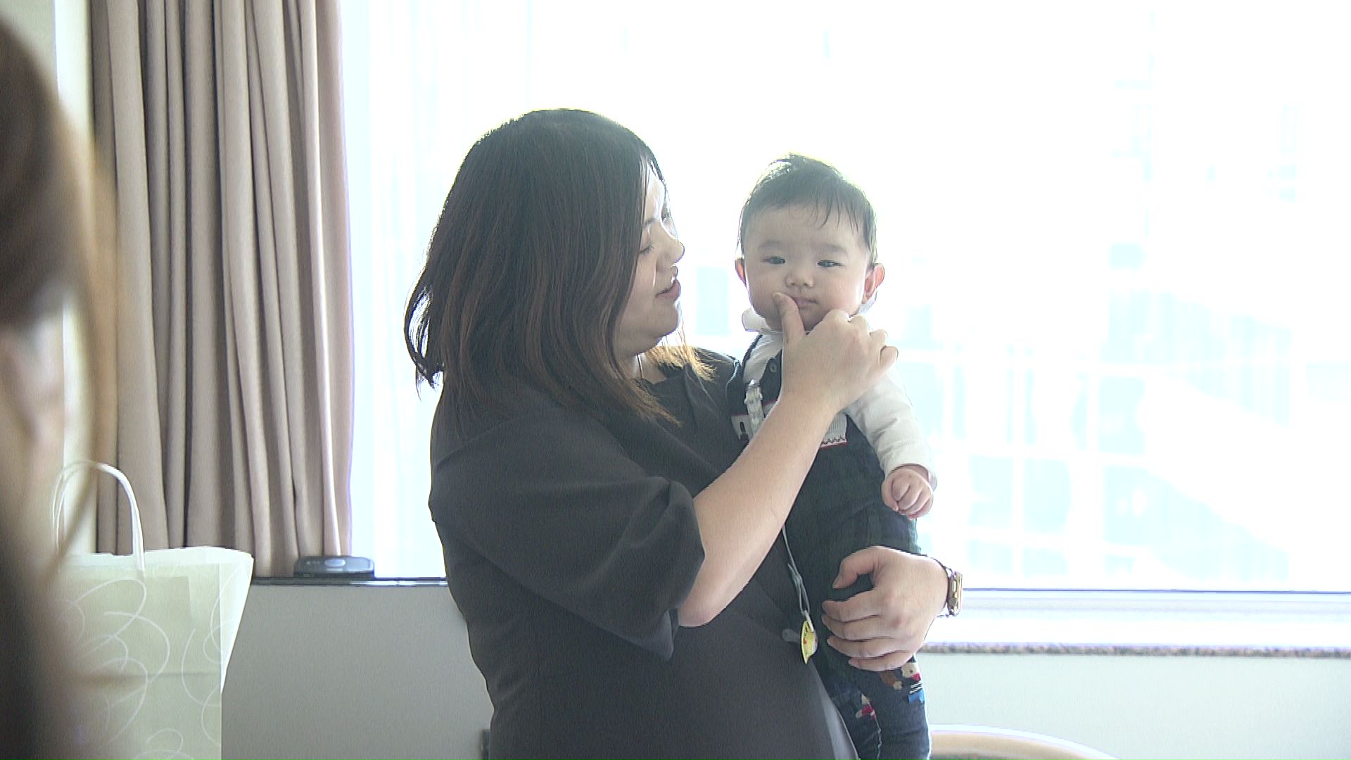 3歳の女の子と4か月の赤ちゃんを育てる石松さん