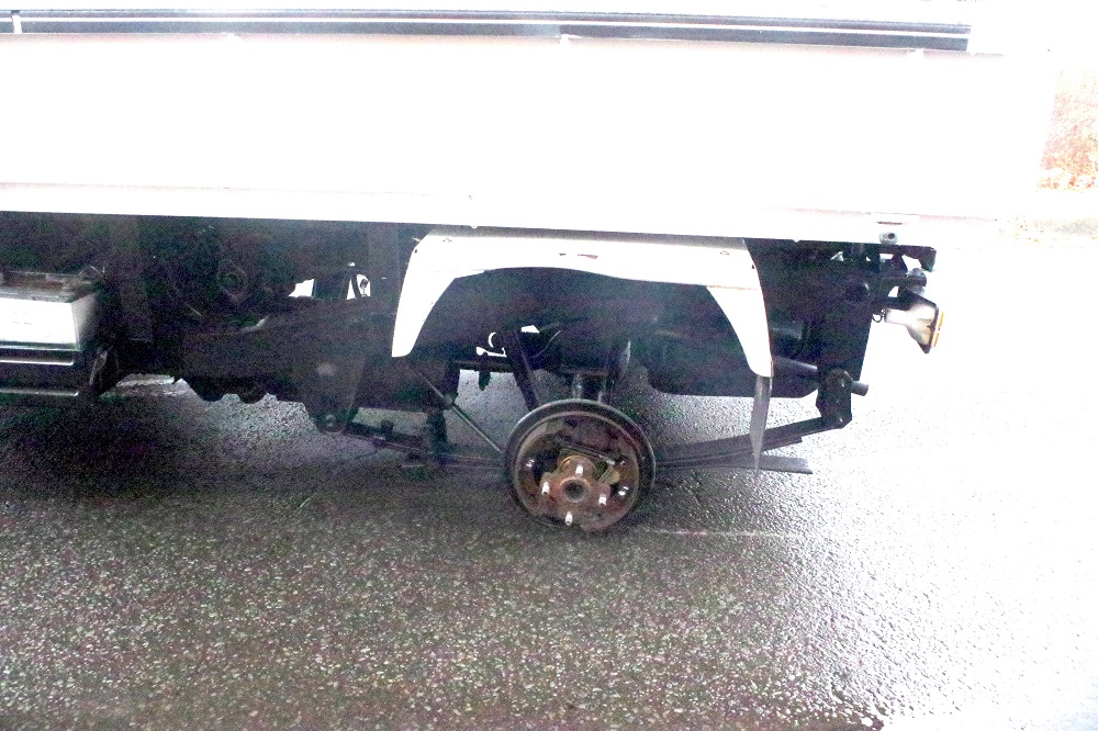 左後輪からタイヤが脱落(提供:北海道警)