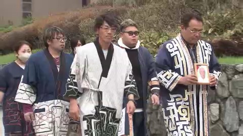 入廷する原告団(2024年)