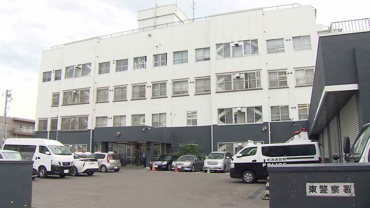性的姿態等撮影の疑いで会社員の男(31)を再逮捕した北海道警東警察署(札幌市)