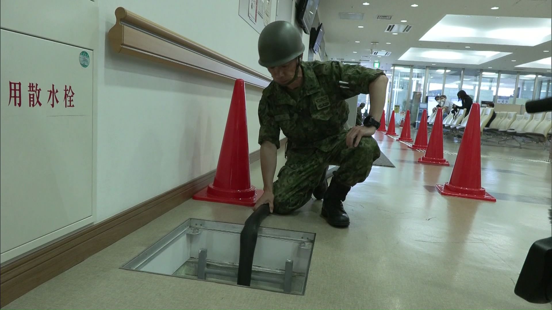 自衛隊による給水活動が行われている