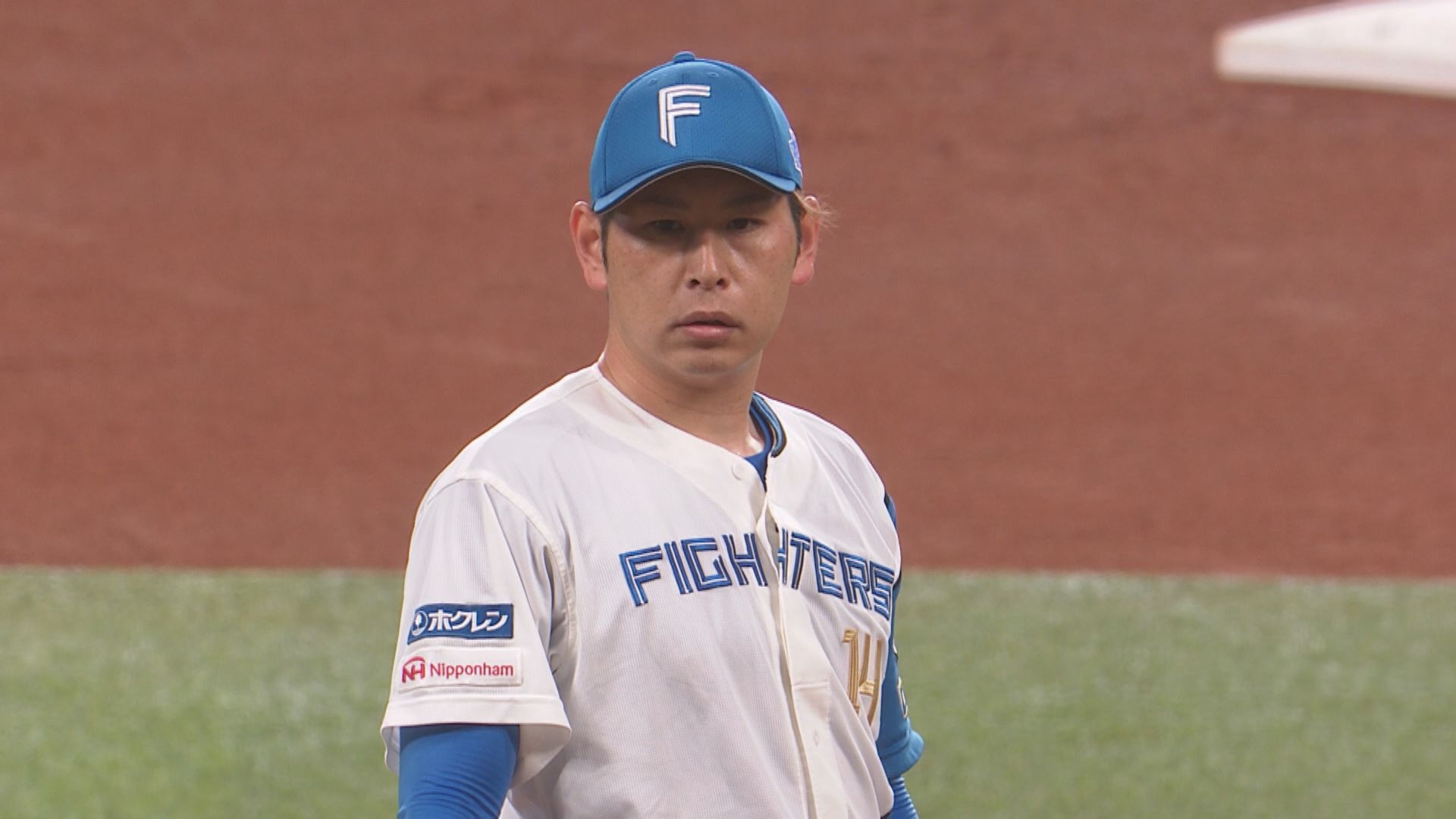 先発した加藤貴之投手